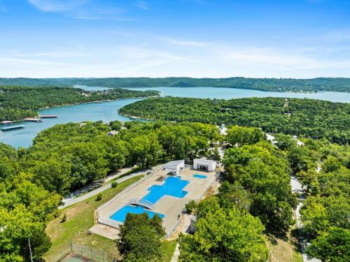 bridge-view-rent-branson-vacation-rental-amazing-branson-rentals-DJI 03341